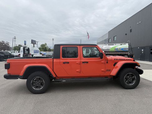 Used 2023 Jeep Gladiator Rubicon w/ LED Lighting Group AWD/4WD image 2