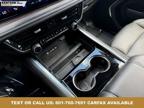 Used 2025 Chevrolet Suburban Z71 AWD/4WD image 25