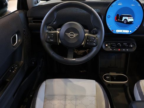 Used 2025 MINI Cooper S image 42