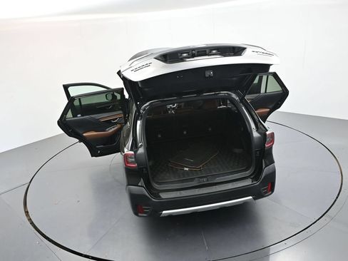 Used 2021 Subaru Outback Touring w/ Popular Package #2 AWD/4WD image 37