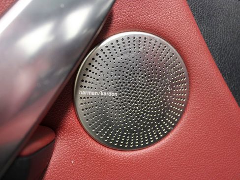 Used 2022 Kia Stinger GT-Line w/ Sun & Sound Package image 10