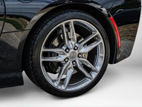 Used 2018 Chevrolet Corvette Stingray Convertible Z51 2LT RWD image 54