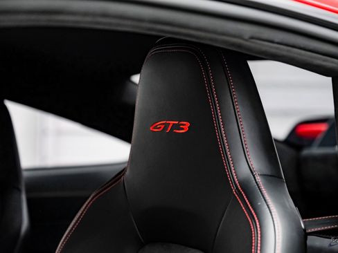 Used 2022 Porsche 911 GT3 image 41