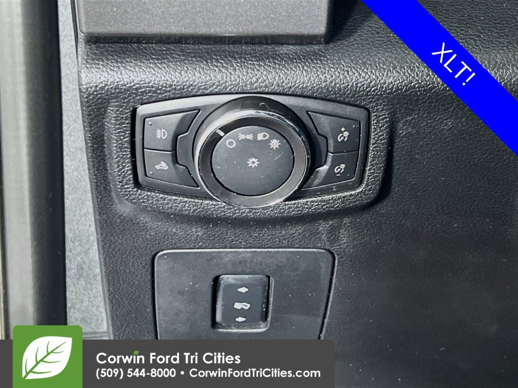 Used 2016 Ford F150 XLT w/ Equipment Group 302A Luxury AWD/4WD image 18