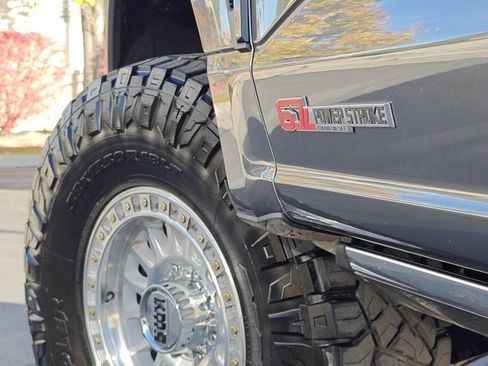 Used 2025 Ford F350 Platinum w/ Tremor Off-Road Package image 40