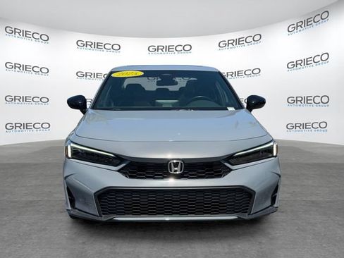 Used 2025 Honda Civic Sport image 2
