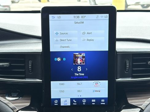 Used 2023 Ford Explorer Limited w/ Limited Technology Package RWD image 19