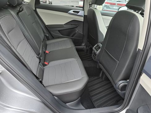 New 2026 Volkswagen Taos SE AWD/4WD image 38