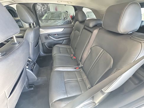 Certified 2024 MAZDA CX-90 3.3 Turbo w/ Preferred Plus image 32