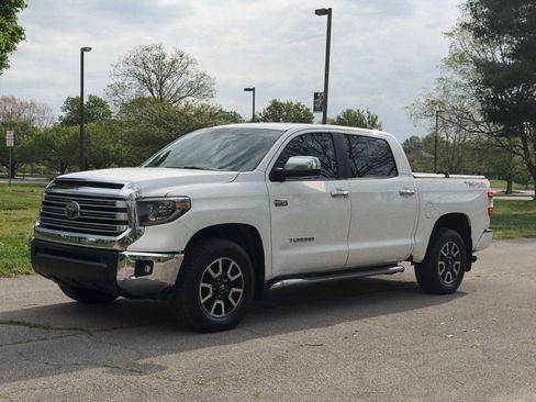 Used 2019 Toyota Tundra Limited w/ Limited Premium Package AWD/4WD image 42