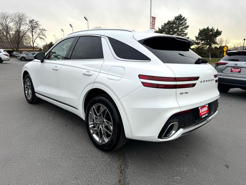 Used 2025 Genesis GV70 2.5T w/ Advanced Package image 12