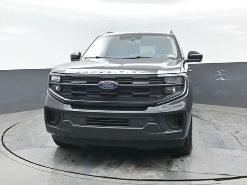 Used 2025 Ford Expedition Active image 21