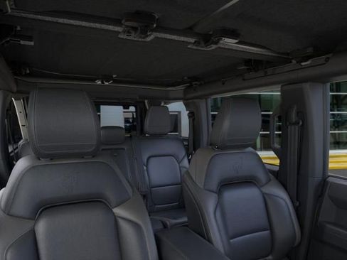 New 2025 Ford Bronco Outer Banks image 12