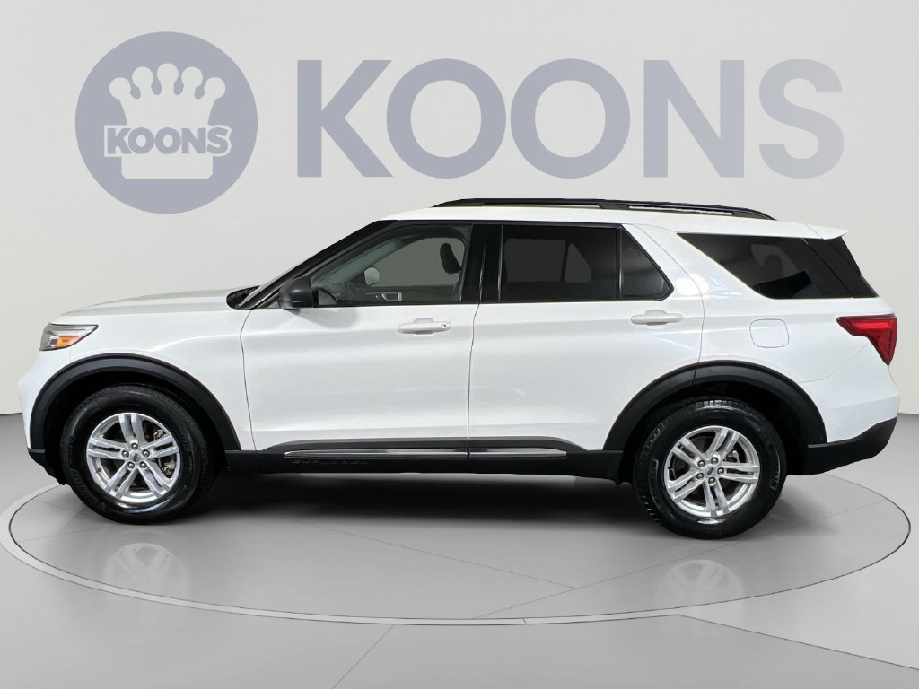 Used 2022 Ford Explorer XLT w/ Equipment Group 202A AWD/4WD image 7