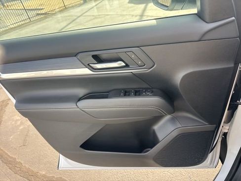 Used 2025 GMC Terrain Elevation image 15