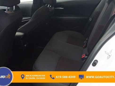 Used 2024 Toyota Corolla SE w/ SE Premium Package FWD image 14