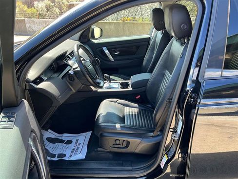 Used 2020 Land Rover Discovery Sport S image 31