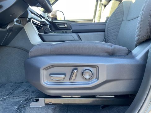 Used 2026 Toyota Tundra SR5 image 18