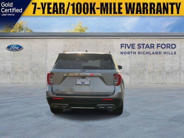 Used 2023 Ford Explorer XLT w/ Equipment Group 202A RWD image 9