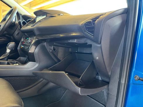 Used 2017 Ford Escape Titanium FWD image 32