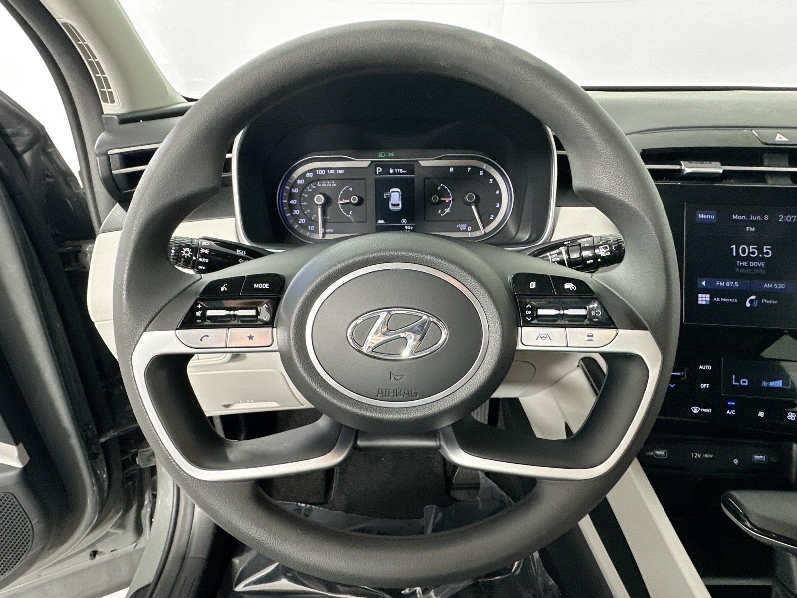 Used 2024 Hyundai Tucson SEL FWD image 11