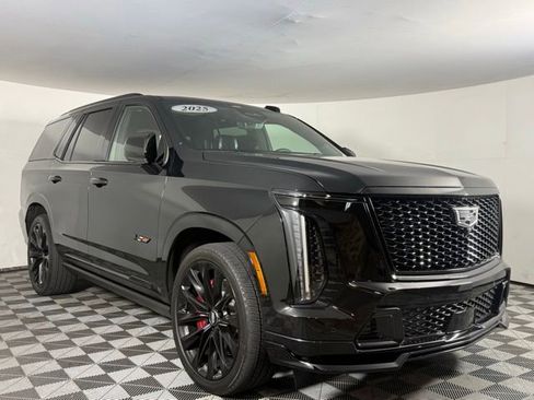 Used 2025 Cadillac Escalade V w/ LPO, ONYX Package AWD/4WD image 9