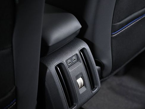 Used 2025 MINI Cooper Countryman S w/ Comfort Package Max image 30