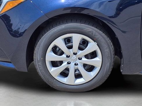 Used 2026 Toyota Corolla LE FWD image 9