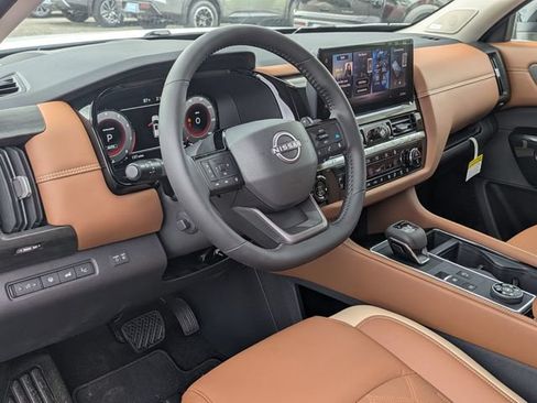 New 2026 Nissan Pathfinder Platinum w/ Accent Package AWD/4WD image 31