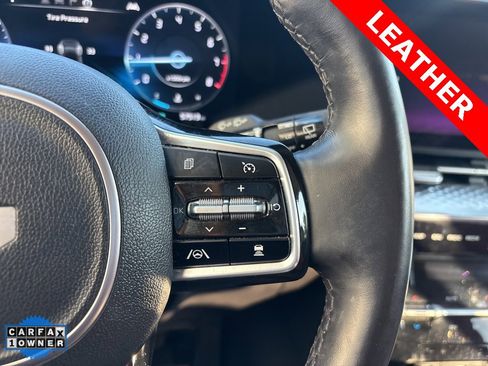 Used 2024 Kia Carnival SX Prestige image 13