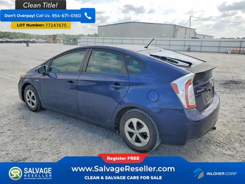 Used 2013 Toyota Prius Two FWD image 3