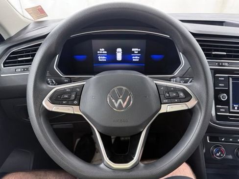 Used 2022 Volkswagen Tiguan S AWD/4WD image 25