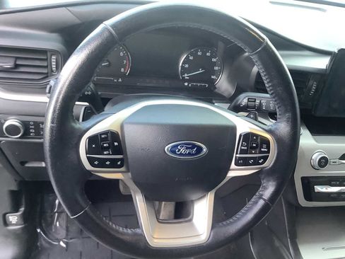 Used 2021 Ford Explorer XLT w/ Class III Trailer Tow Package image 15
