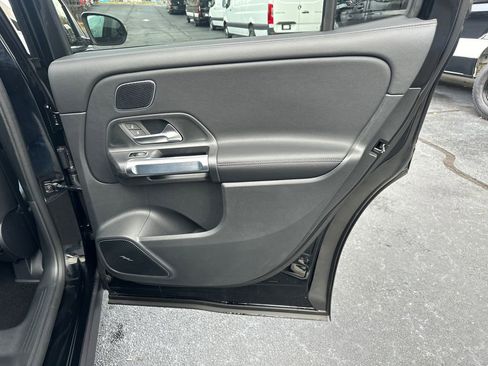 New 2026 Mercedes-Benz GLB 250 image 18