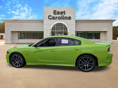 Certified 2023 Dodge Charger R/T w/ Technology Group RWD image 6
