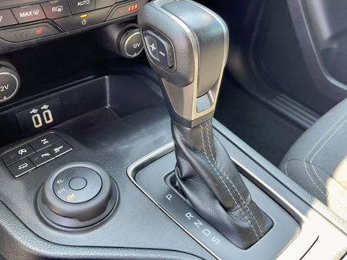 Used 2021 Ford Ranger XLT w/ Equipment Group 302A High image 26