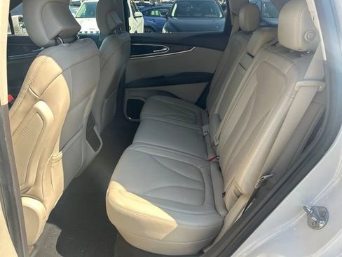 Used 2019 Lincoln Nautilus Reserve w/ Class II Trailer Tow Package AWD/4WD image 21