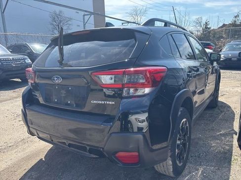 Used 2023 Subaru Crosstrek 2.0i Premium image 9