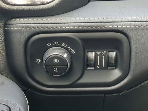 New 2026 RAM 3500 Limited image 30