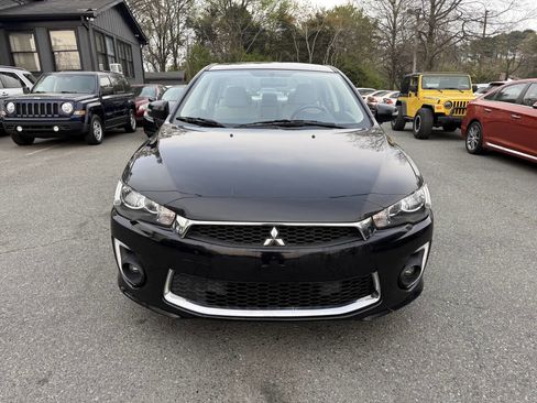 Used 2017 Mitsubishi Lancer ES image 3