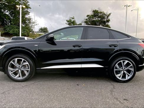 Used 2024 Audi Q4 e-tron Premium AWD/4WD image 3