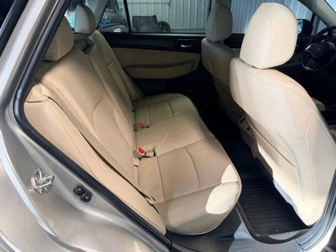 Used 2019 Subaru Outback 2.5i Limited w/ Popular Package #2 image 13