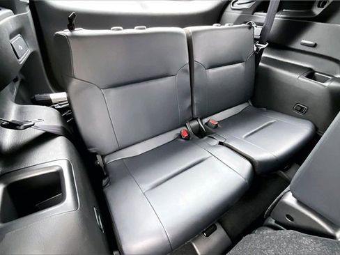 Used 2024 Mitsubishi Outlander SEL image 24