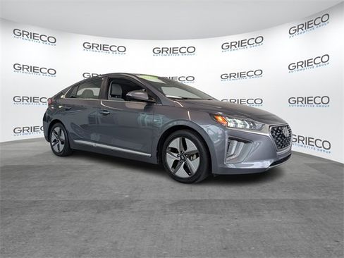 Used 2020 Hyundai Ioniq SEL image 1