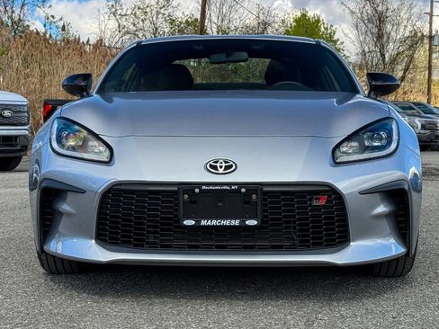 Used 2024 Toyota GR86 RWD image 8