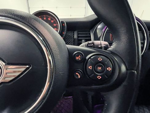 Used 2015 MINI Cooper S FWD image 32