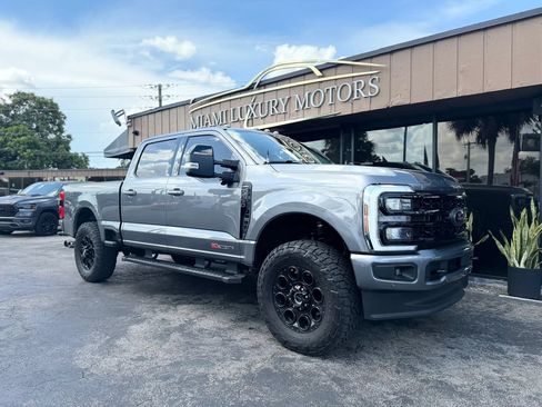 Used 2024 Ford F250 Lariat w/ Lariat Ultimate Package AWD/4WD image 3