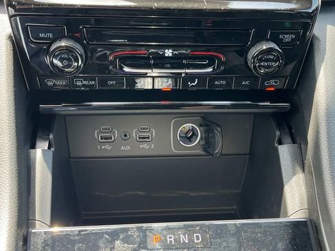 New 2026 Jeep Grand Cherokee Laredo AWD/4WD image 29