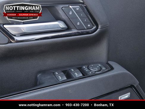 Used 2025 GMC Sierra 2500 AT4 AWD/4WD image 26