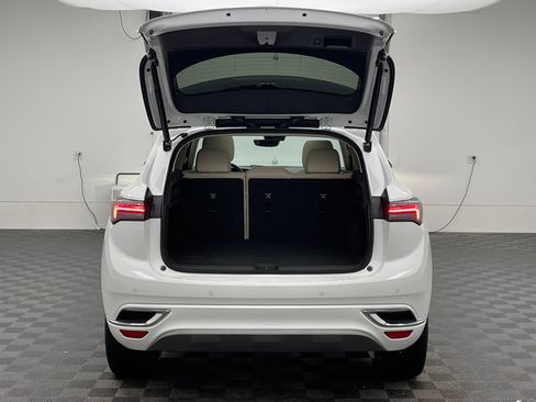 Used 2022 Buick Envision Avenir w/ Technology Package II FWD image 11